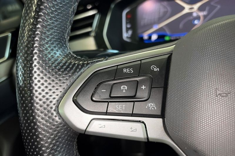 Volkswagen Passat bild 8