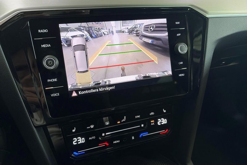 Volkswagen Passat bild 18