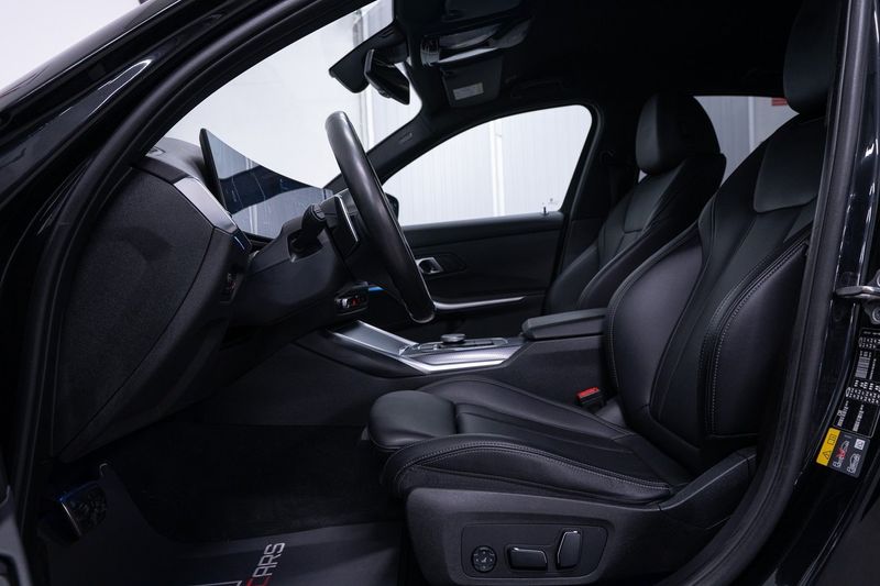 BMW 330 bild 10