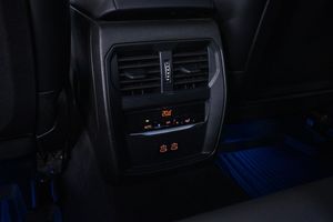 BMW 330 bild 14