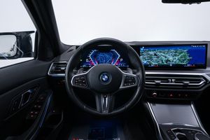 BMW 330 bild 17