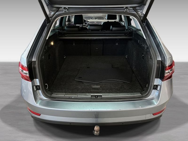 Skoda Superb bild 12