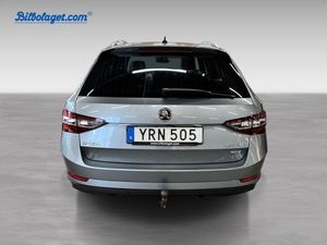 Skoda Superb bild 7