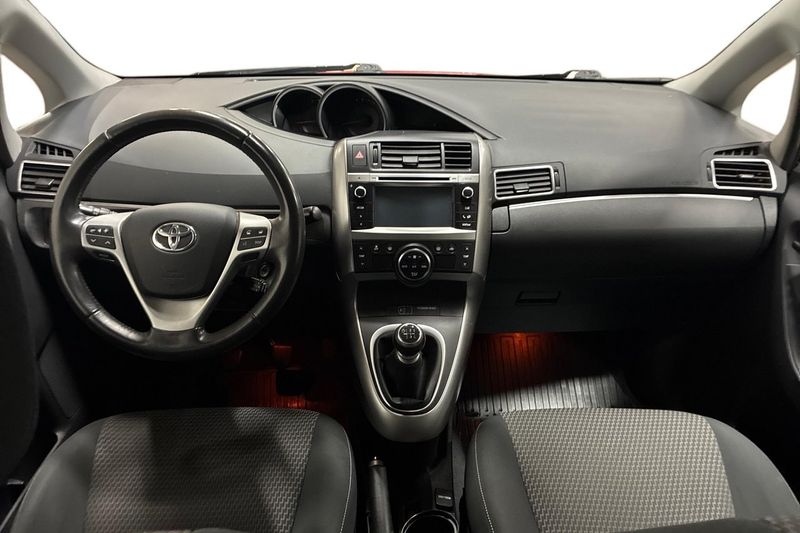 Toyota Verso bild 12