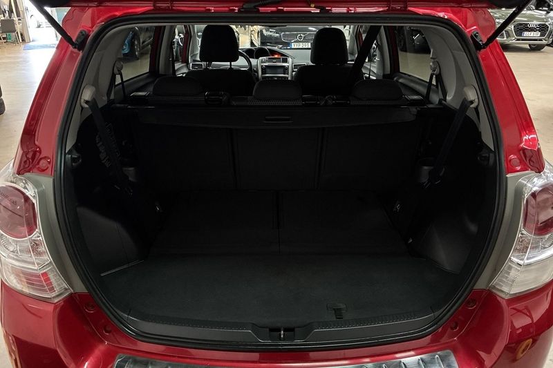 Toyota Verso bild 10