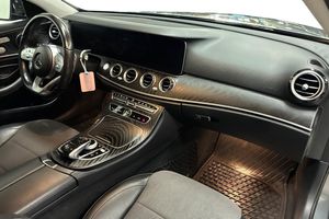 Mercedes E220 bild 15