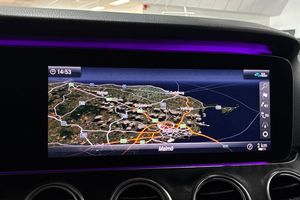 Mercedes E220 bild 18