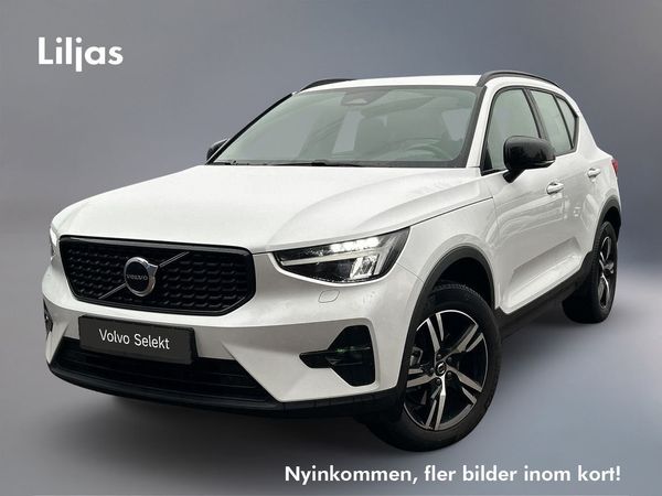 Volvo XC40 B4 FWD Bensin Plus Dark//Adaptiv Farth. - 2026
