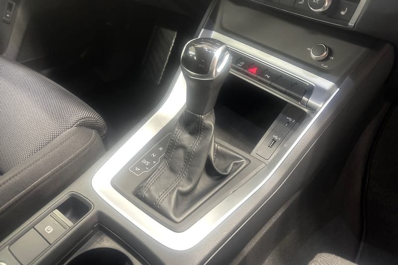 Audi Q3 bild 14