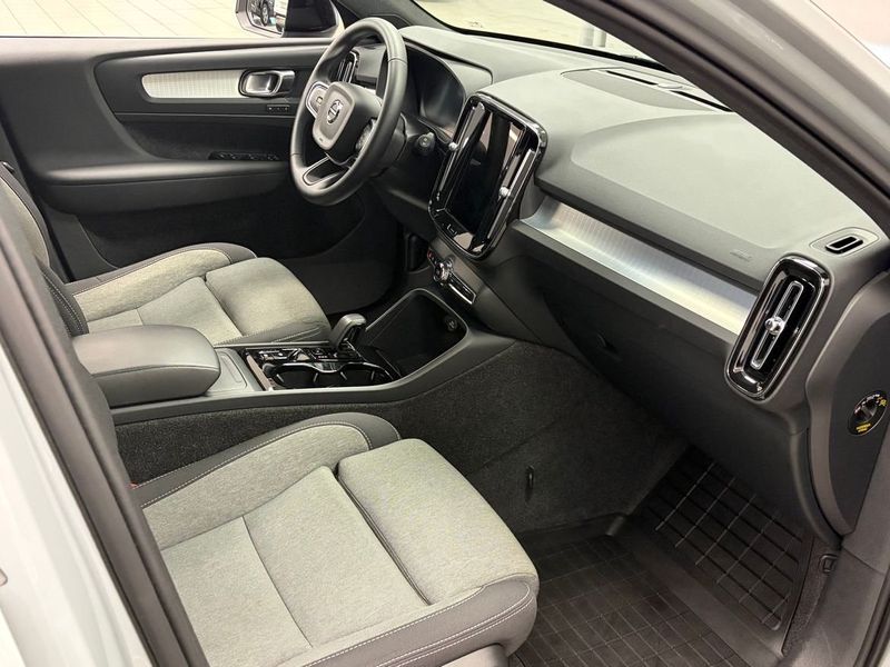Volvo XC40 bild 8