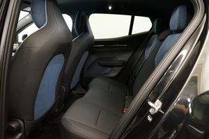 Volvo EX30 bild 7