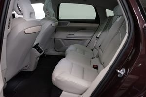 Volvo ES90 bild 7