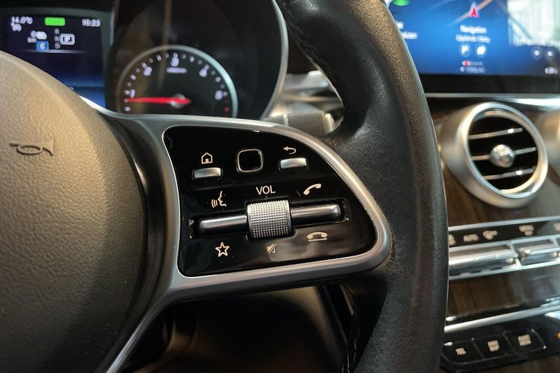 Mercedes GLC300 bild 20