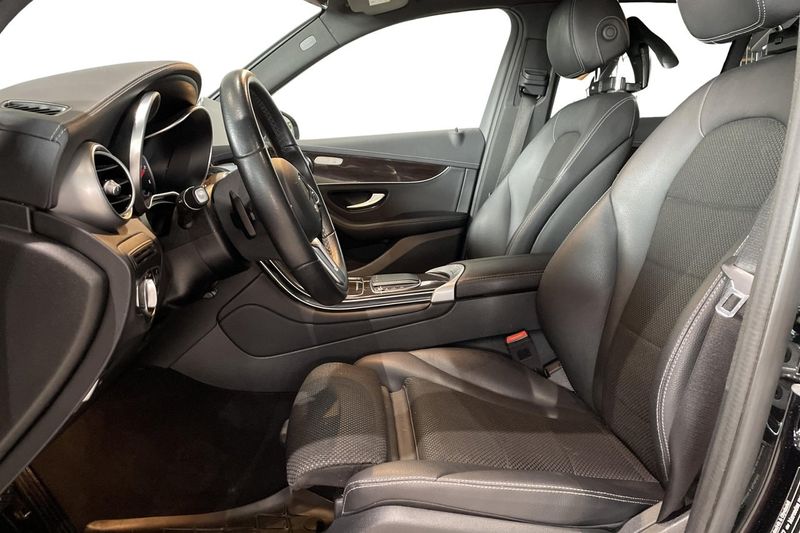 Mercedes GLC300 bild 13