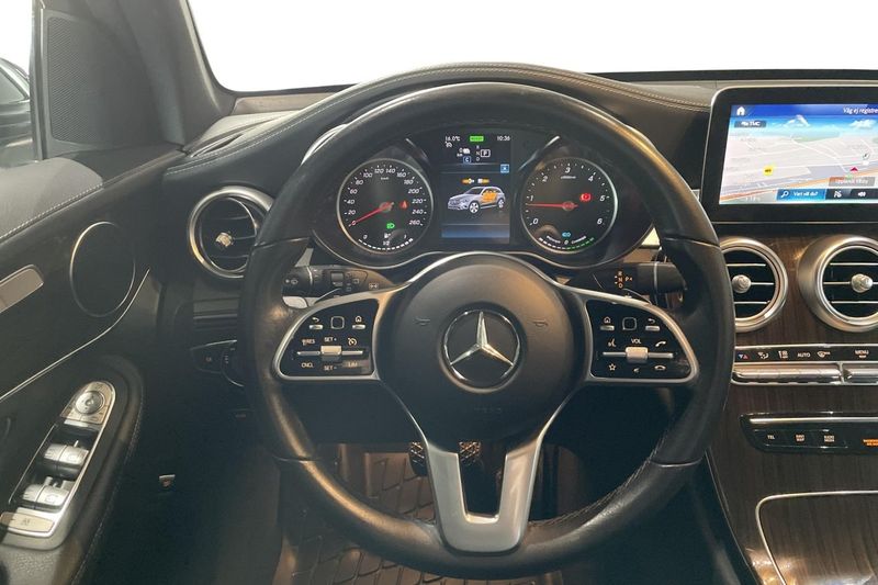 Mercedes GLC300 bild 18