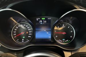 Mercedes GLC300 bild 28