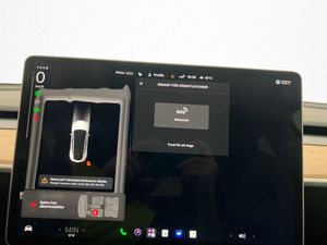 Tesla Model Y bild 22
