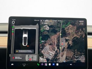Tesla Model Y bild 18
