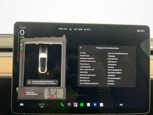 Tesla Model Y bild 21