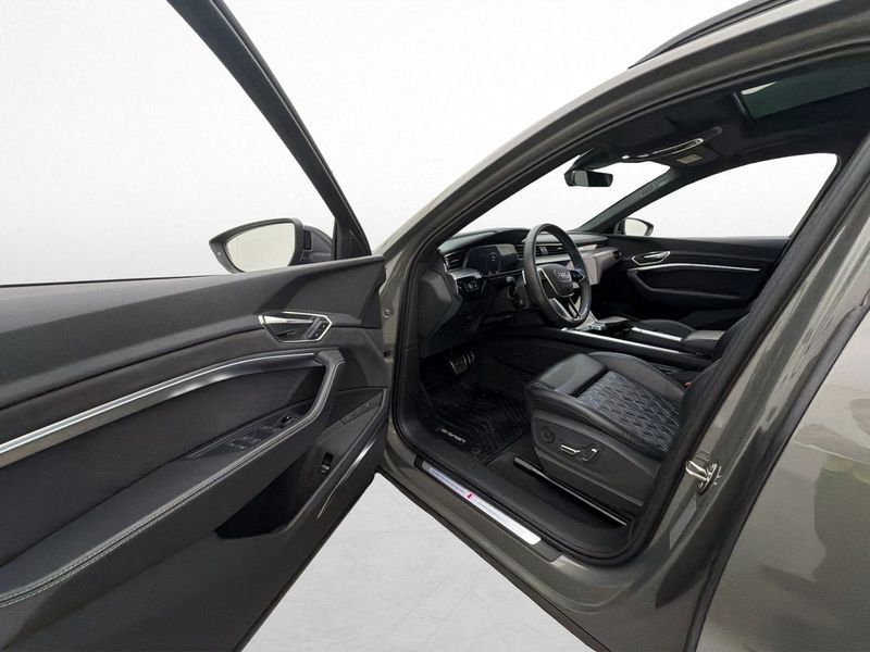 Audi SQ8 e-tron bild 11