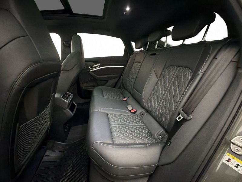 Audi SQ8 e-tron bild 27