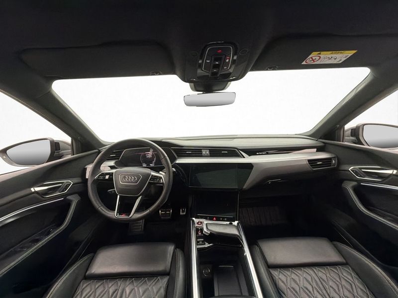 Audi SQ8 e-tron bild 24