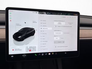 Tesla Model Y bild 24