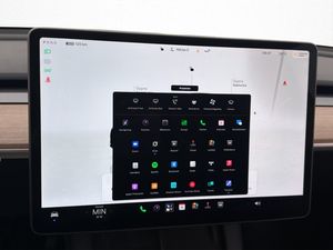 Tesla Model Y bild 21
