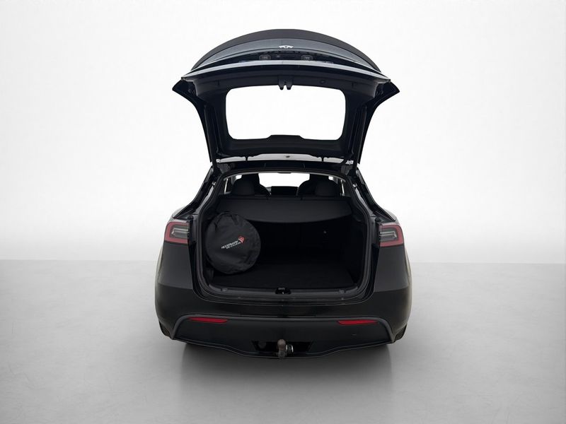 Tesla Model Y bild 29