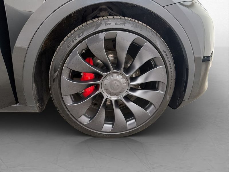 Tesla Model Y bild 33