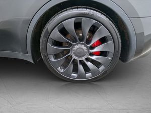 Tesla Model Y bild 35