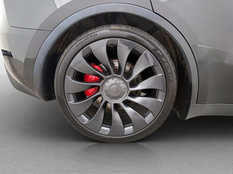 Tesla Model Y bild 32