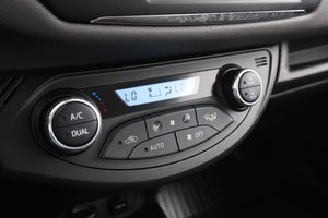 Toyota Yaris bild 25