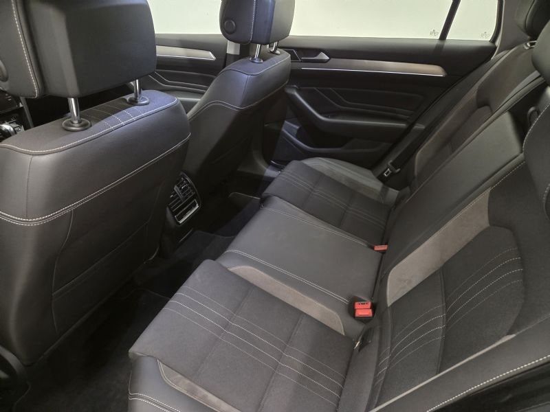 Volkswagen Passat bild 9
