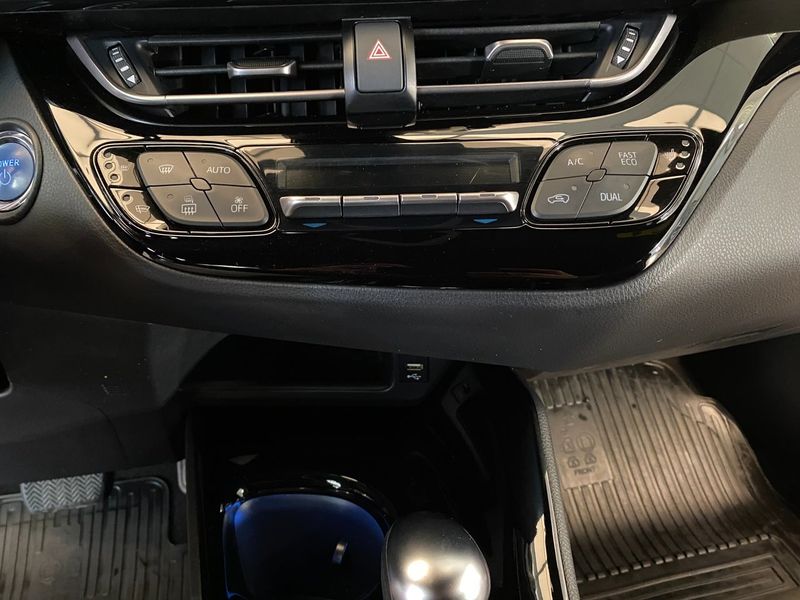 Toyota C-HR bild 28