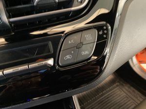 Toyota C-HR bild 35