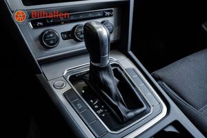 Volkswagen Passat bild 8