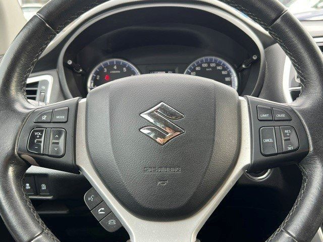 Suzuki S-CROSS bild 5