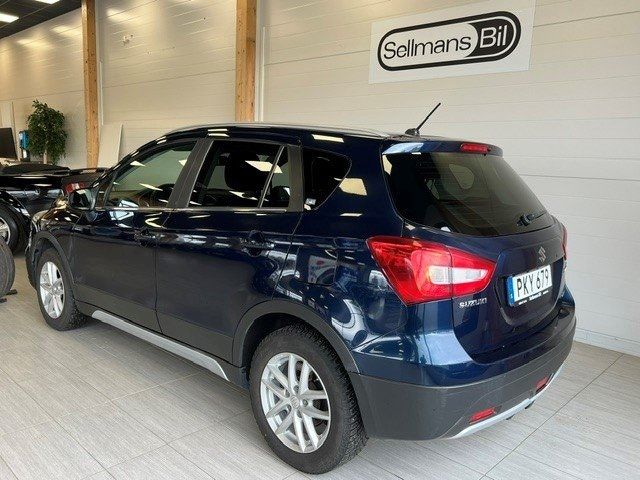 Suzuki S-CROSS bild 2