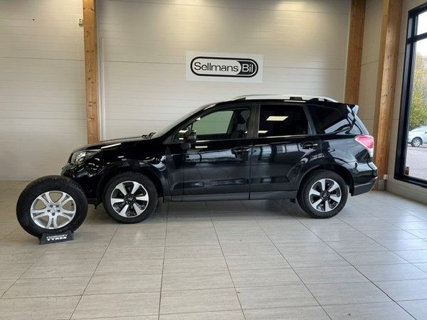 Subaru Forester 2.0 4WD XS/V-hjul/MoK/LED-ramp - 2019