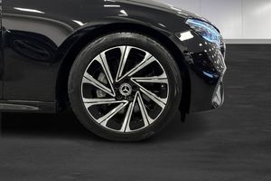 Mercedes E300 bild 11