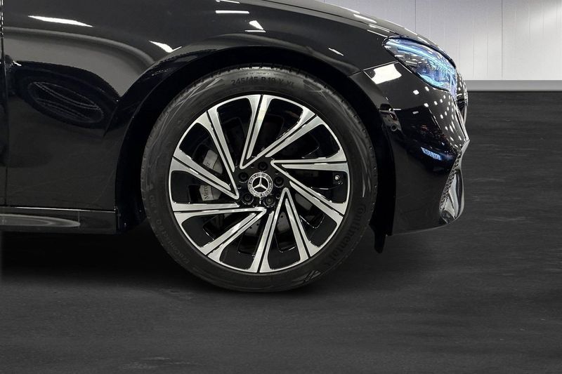 Mercedes E300 bild 11