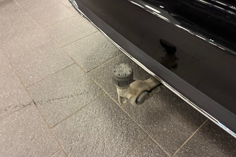 Mercedes E300 bild 14