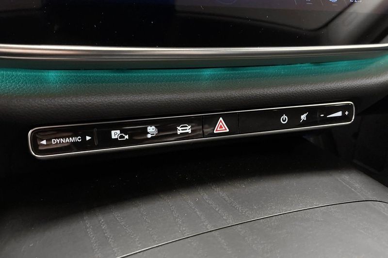 Mercedes E300 bild 18