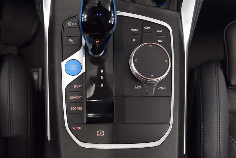BMW i4 bild 21