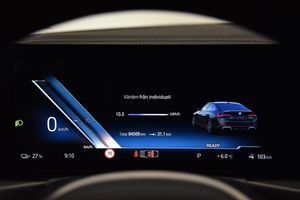 BMW i4 bild 16