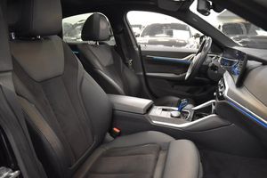 BMW i4 bild 12