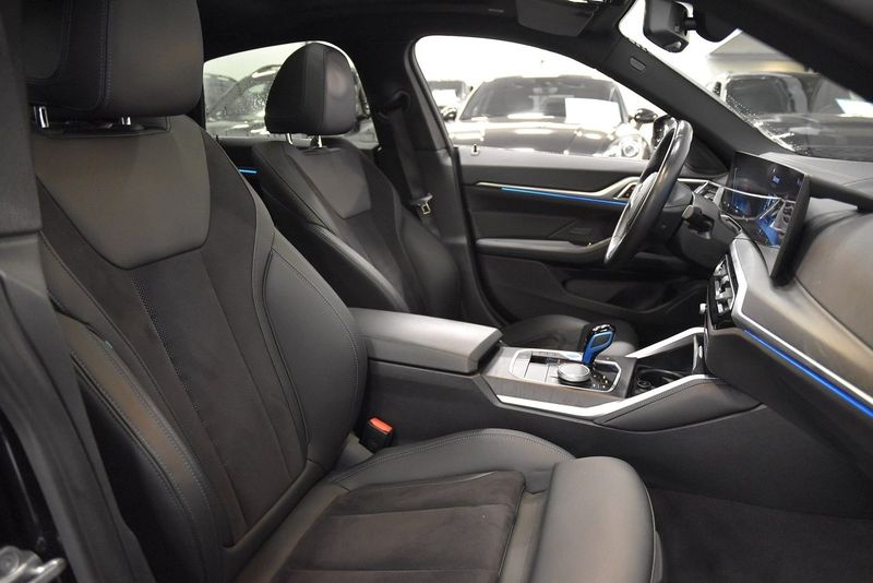 BMW i4 bild 12
