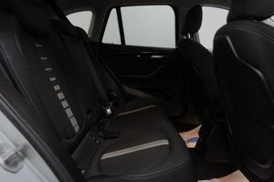 BMW X1 bild 18