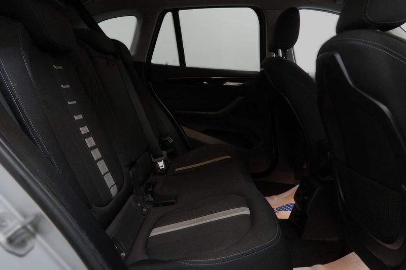 BMW X1 bild 18